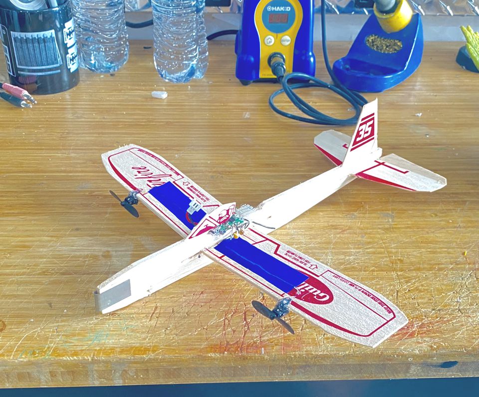 Starfire glider with motors and electronics